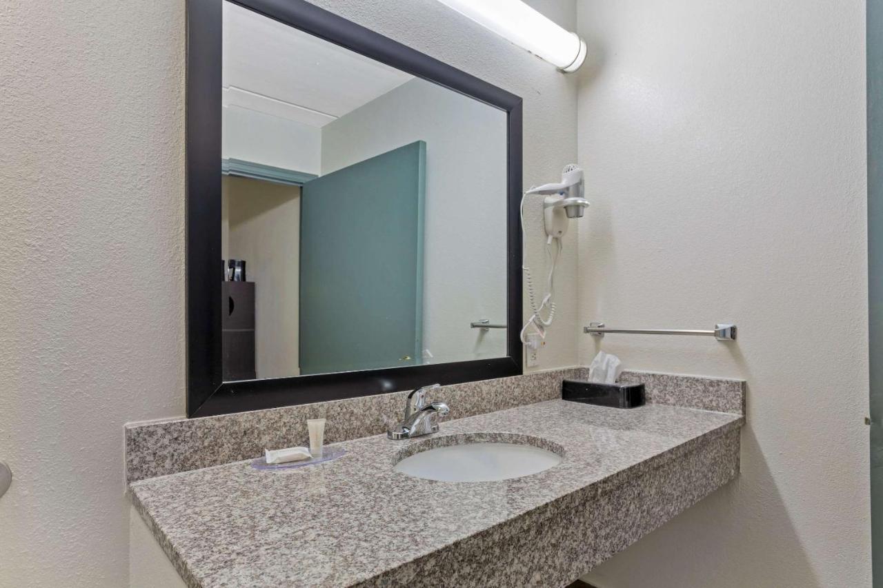 Clarion Pointe Kimball By Choice Hotels Exterior foto